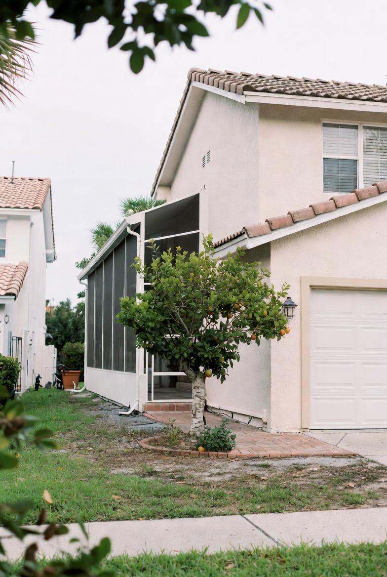 house in aventura florida